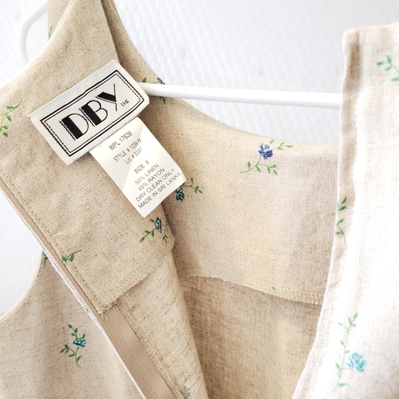 Tan with blue flowers dress - Picture 3 of 3